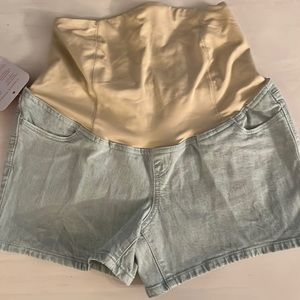 Brand new maternity jean shorts